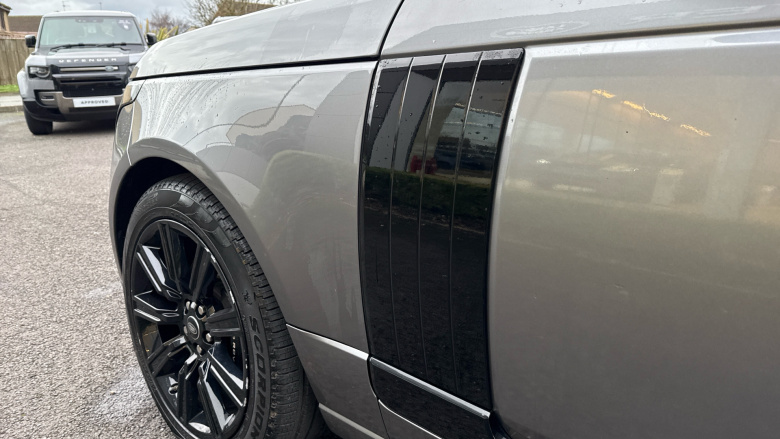 Land Rover Range Rover 2.0 P400e Westminster Black 4dr Auto Estate